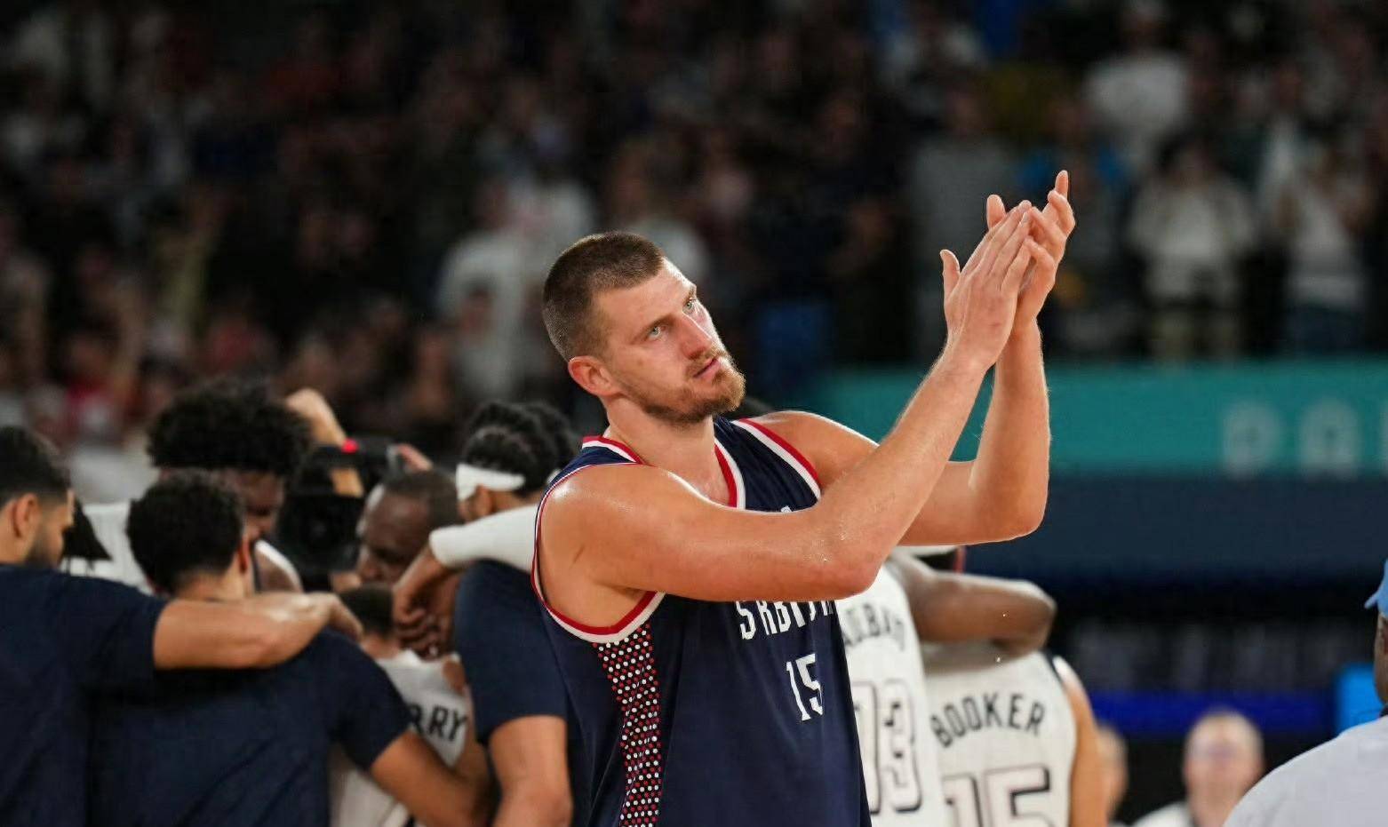 爱游戏在线登录-Ning重返赛场，领先优势明显首场状态出色，塞尔维亚队观众沸腾！(极限挑战8黄景瑜)