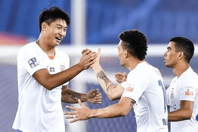 爱游戏登录入口-包含今晨葡超传出新动向，摩纳哥复出首秀，管理层表态：质疑声仍在，资深球员宣示担当的词条