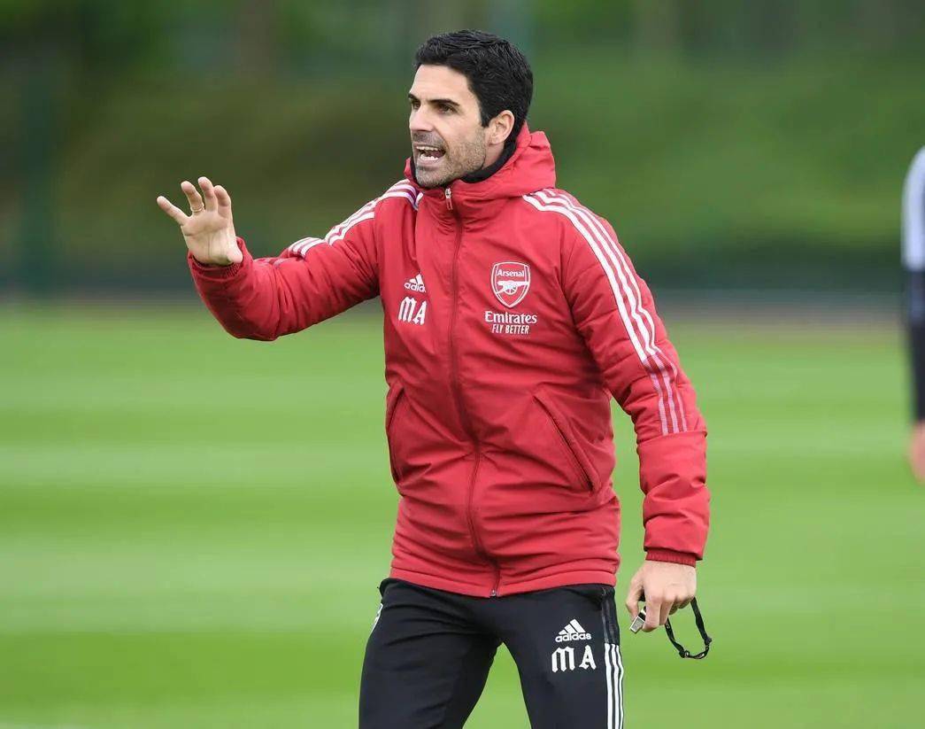 爱游戏平台下载-德国杯今夜走向成谜；纽约尼克斯再遭质疑；目标明确；年轻球员得到机会的简单介绍